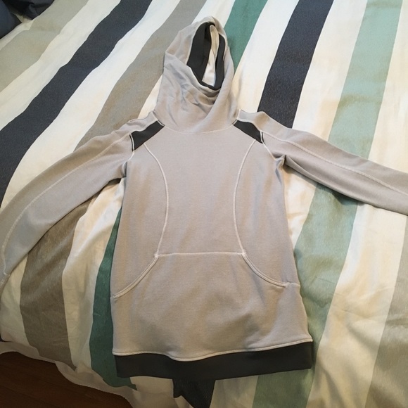 lululemon athletica Tops - Lululemon runners hoodie